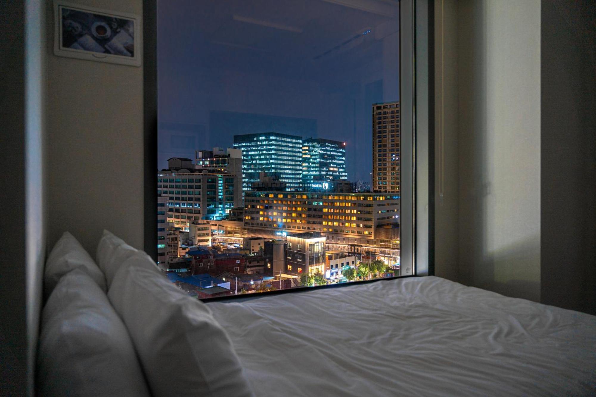 Urbanstay Myeongdong Seoul Exterior foto